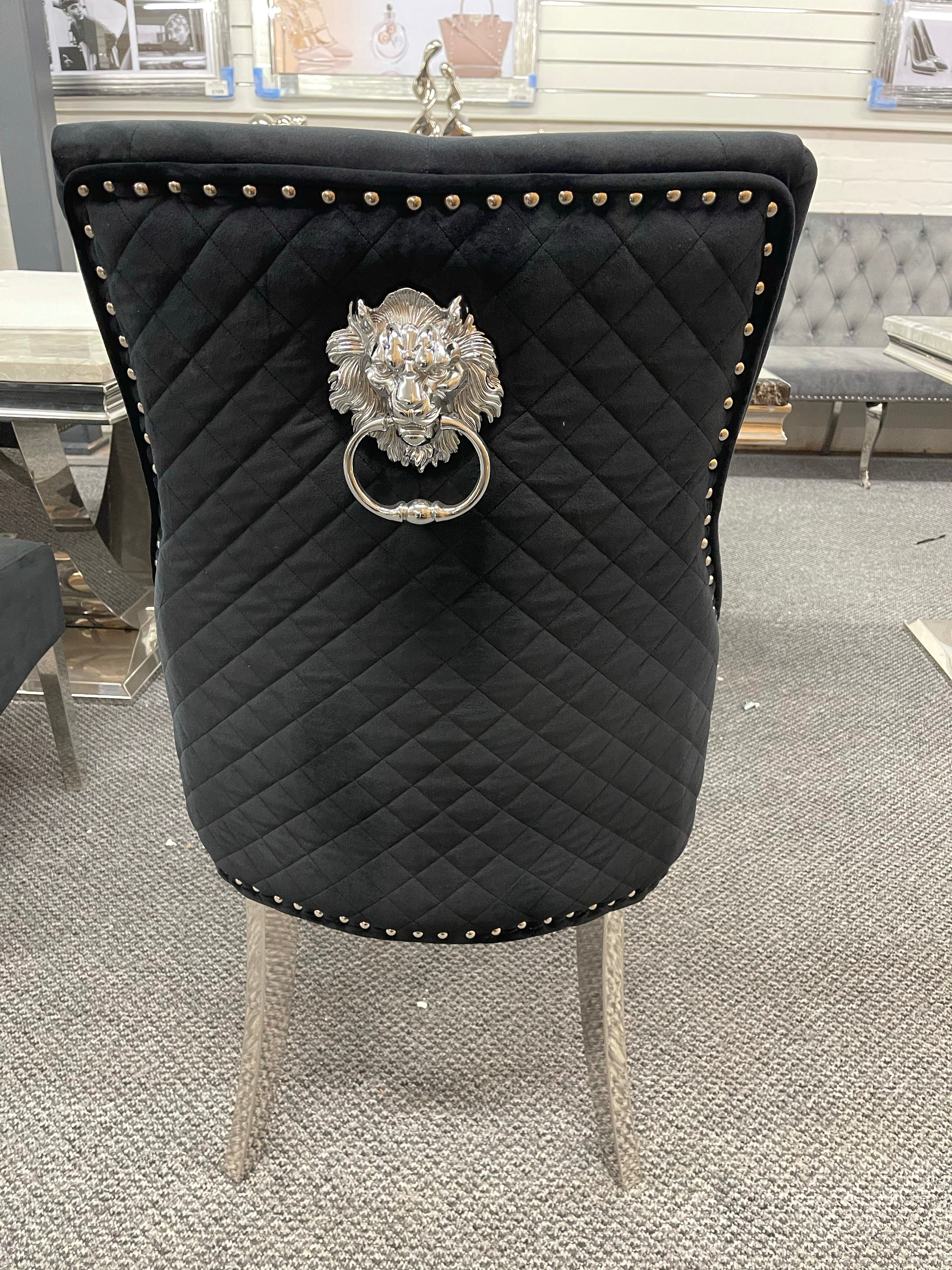 Venice Black Lion Knocker Grey Chair