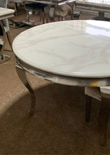 Round Vienna Marble Table With 4 lewis Lion Knocker Chairs